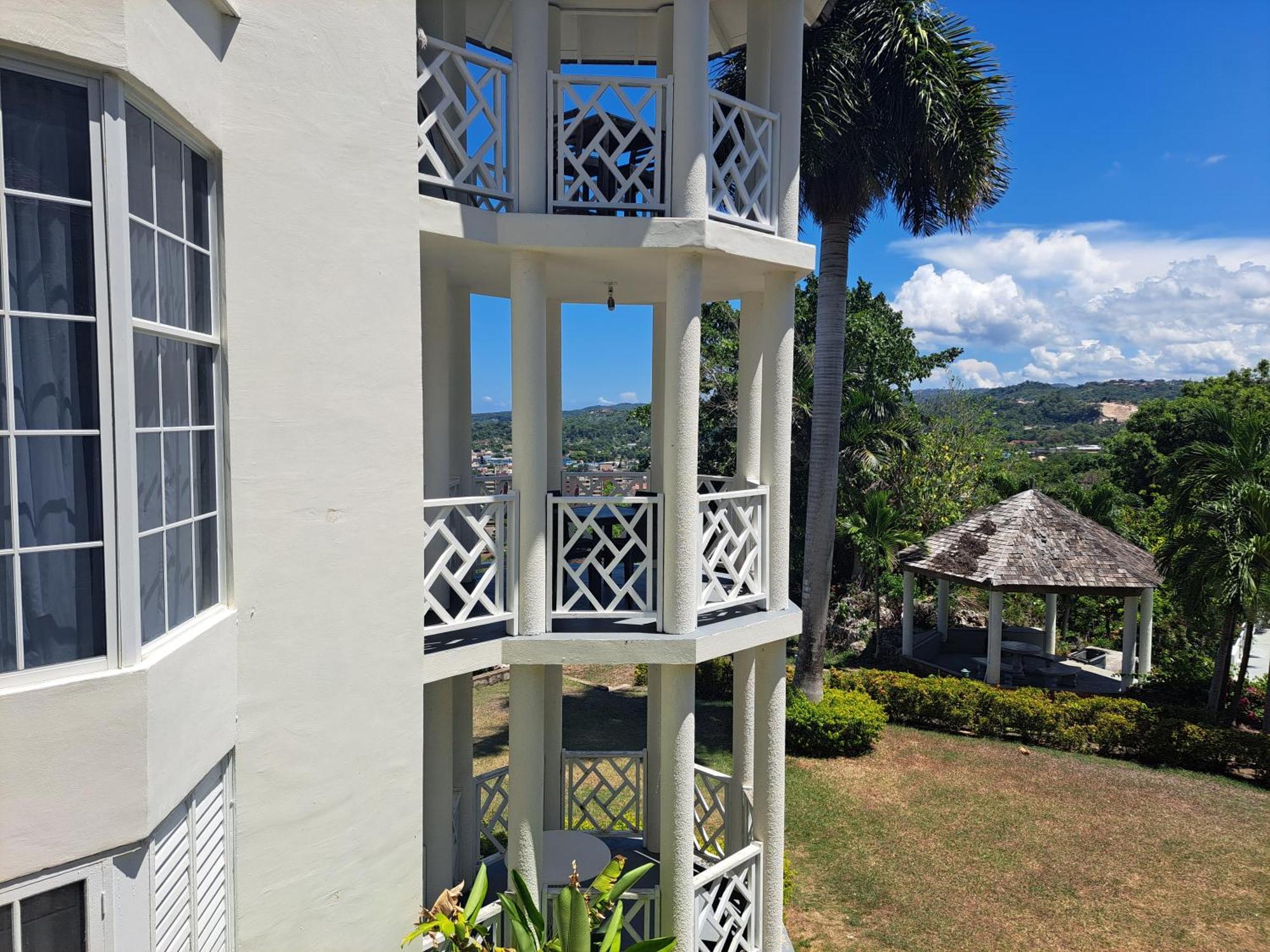 Ivory Tower Ocho Rios Exterior foto